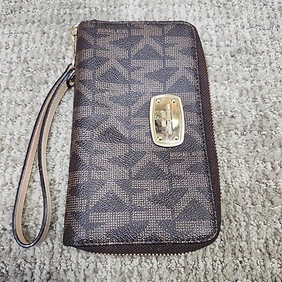 Michael Kors Wristlet Wallet Brown Zip Around Size Small - Picture 6 of 9